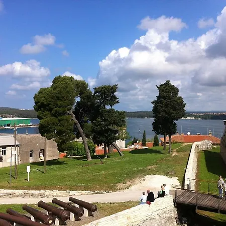 In Pula/istrien 27321